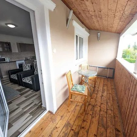 In 48127 Apartamento